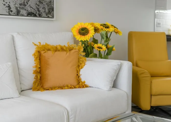 Buenavista Sunflower In Playa La Arena